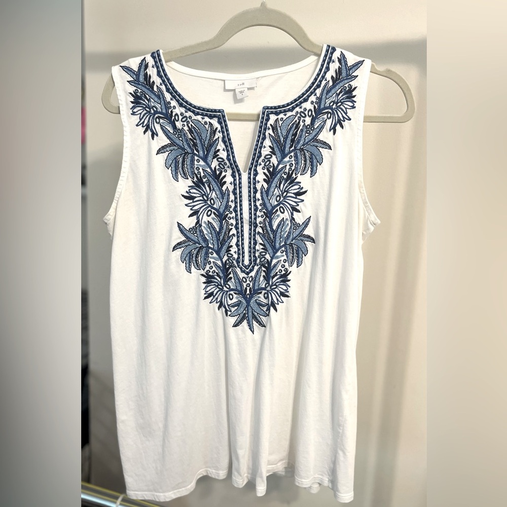 J.Jill White and Blue Embroidered Sleeveless Top